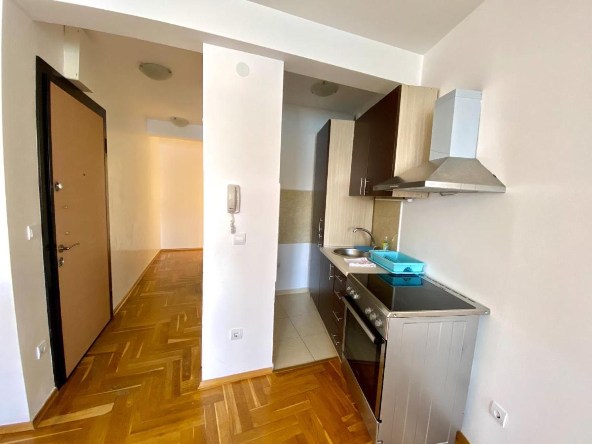 Apartments First Line Petrovac na moru Exterior foto