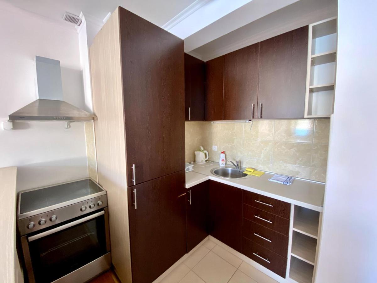 Apartments First Line Petrovac na moru Exterior foto