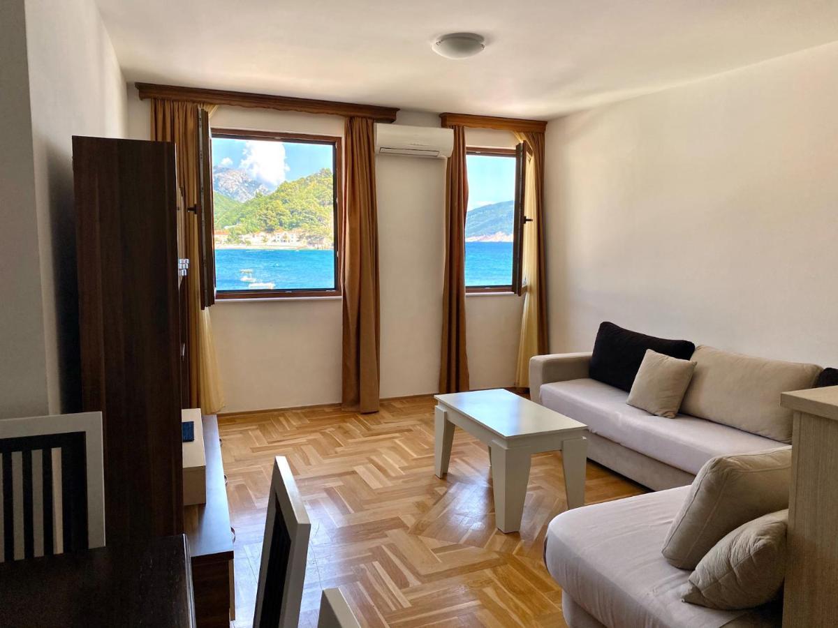 Apartments First Line Petrovac na moru Exterior foto