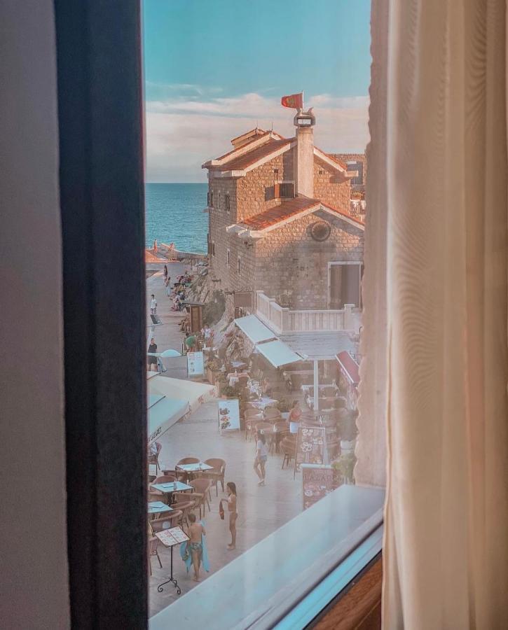 Apartments First Line Petrovac na moru Exterior foto