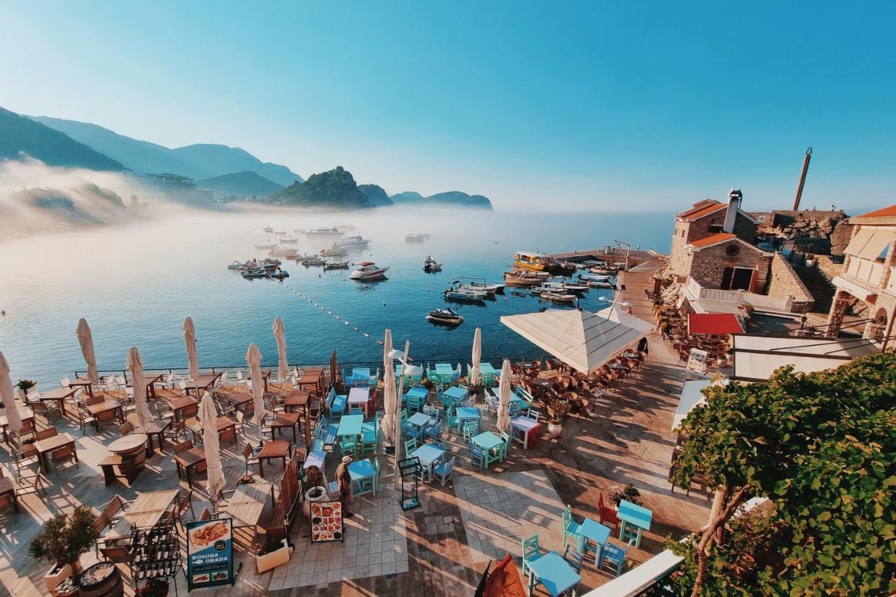Apartments First Line Petrovac na moru Exterior foto