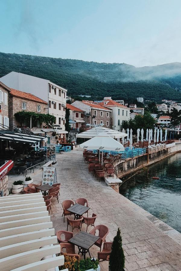 Apartments First Line Petrovac na moru Exterior foto