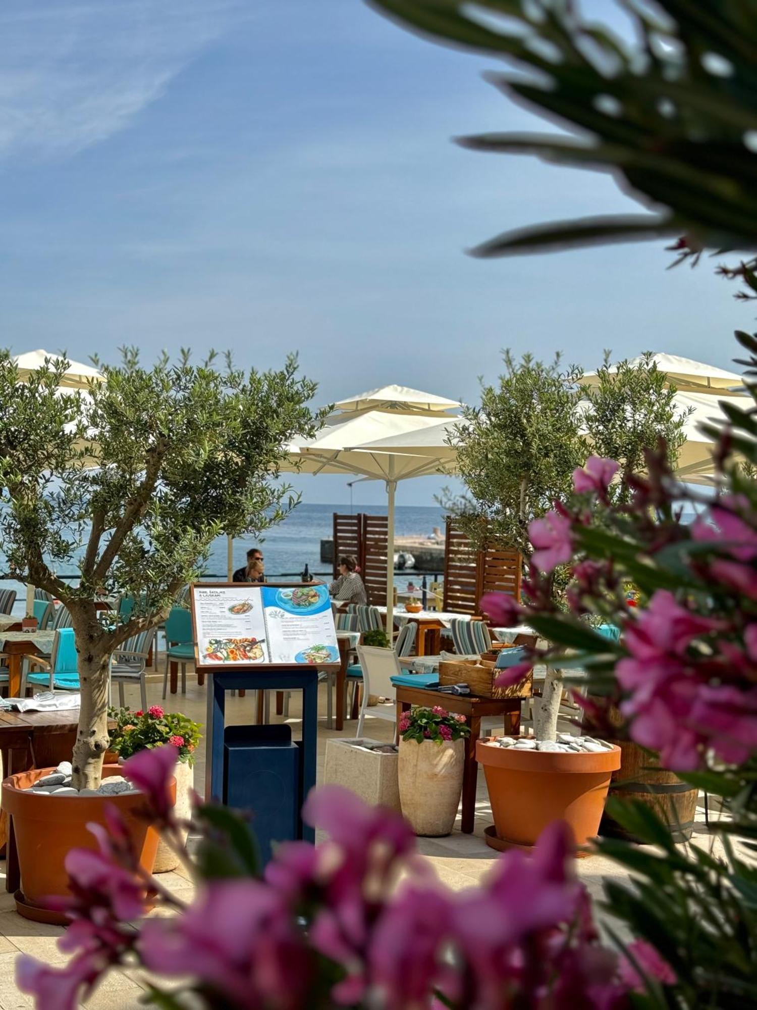Apartments First Line Petrovac na moru Exterior foto