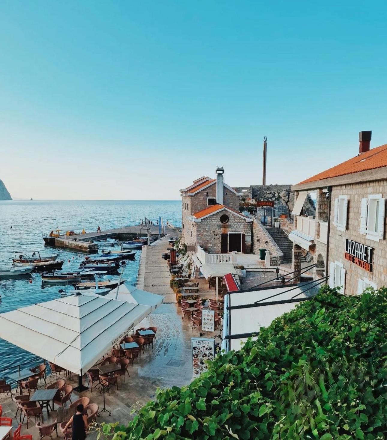 Apartments First Line Petrovac na moru Exterior foto
